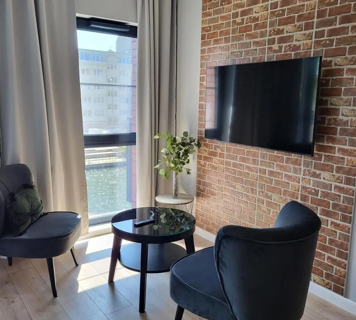 Gdansk City Centre Torunska Apartment By The River By Noclegi Renters